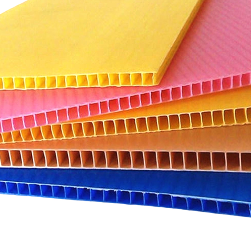 Lámina de polipropileno estriada impermeable para fabricación de cajas de almacenamiento