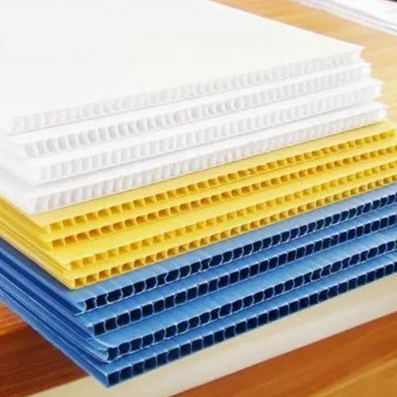 Lámina de polipropileno estriada impermeable para fabricación de cajas de almacenamiento
