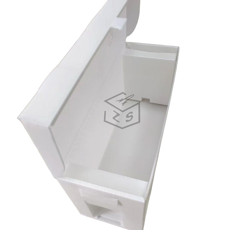 Caja de plástico corrugado perforada transpirable
