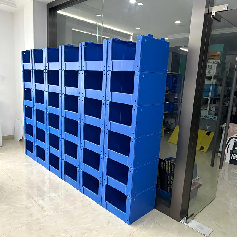 Contenedor de almacenamiento de piezas de tablero hueco de PP Correx apilable